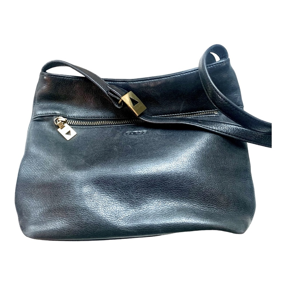 Black Guess shoulder bag